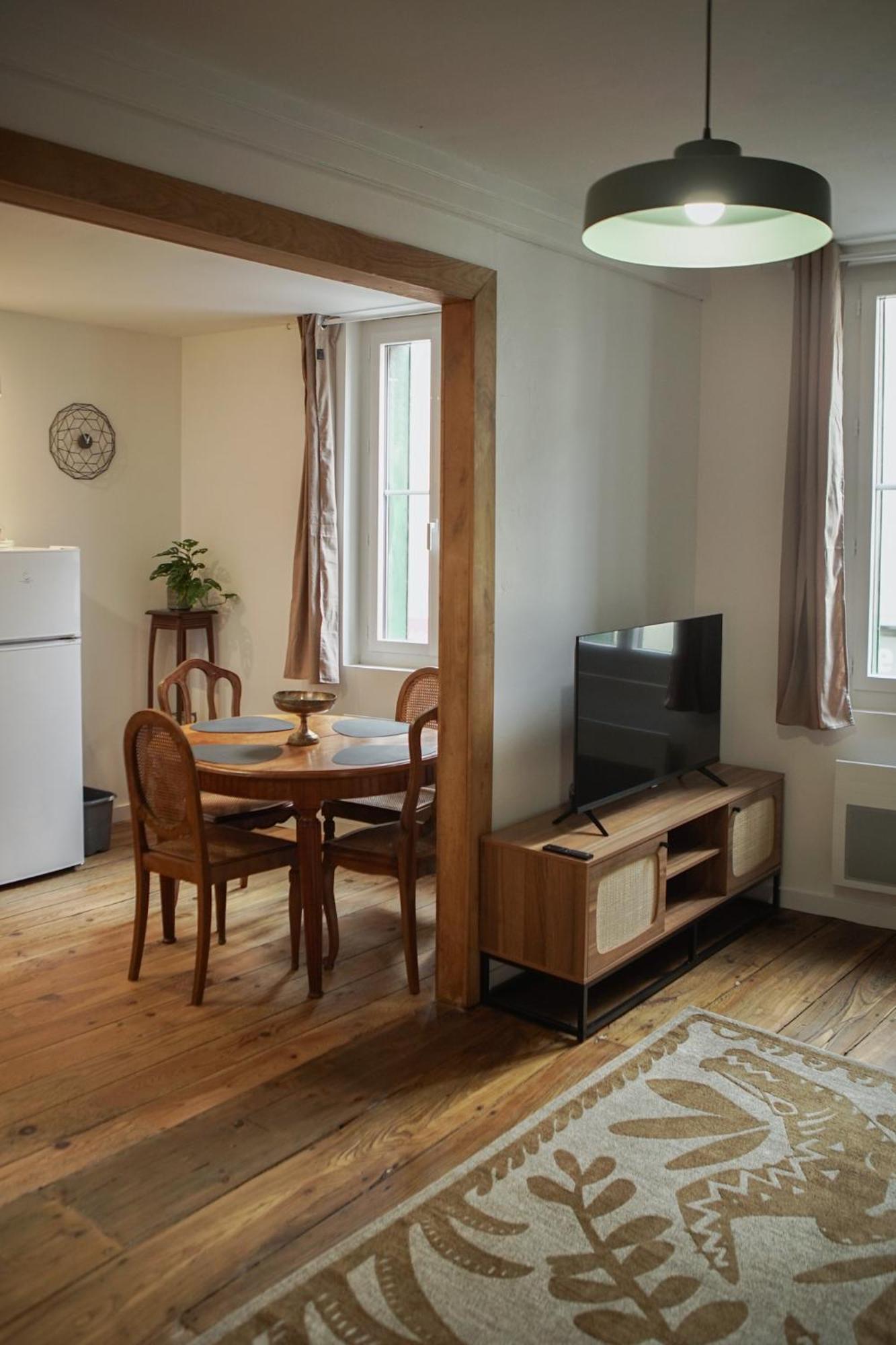 Le Montarrouye Appartement Pour 2 A 6 Personnes Bagnères-de-Bigorre Zewnętrze zdjęcie