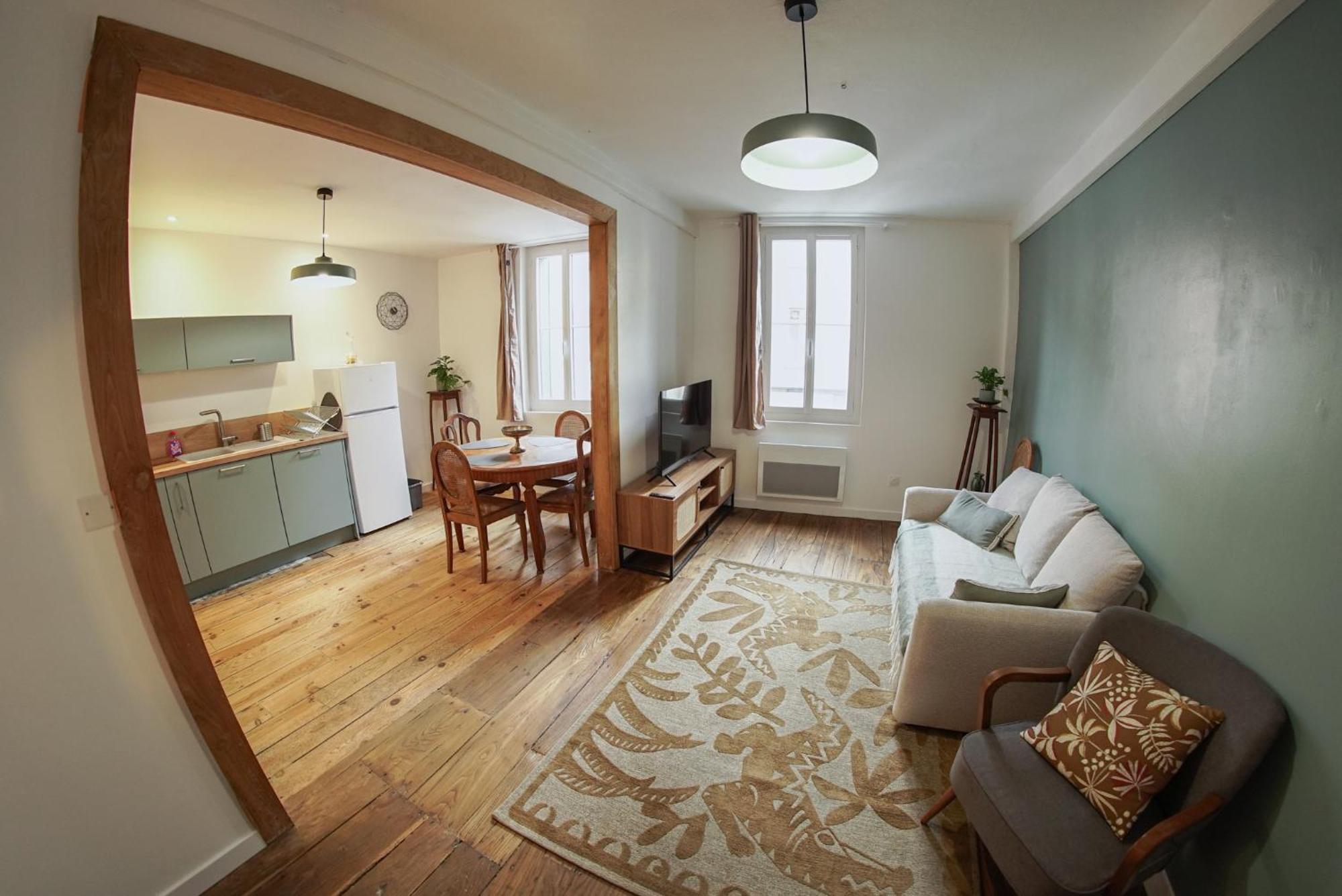 Le Montarrouye Appartement Pour 2 A 6 Personnes Bagnères-de-Bigorre Zewnętrze zdjęcie